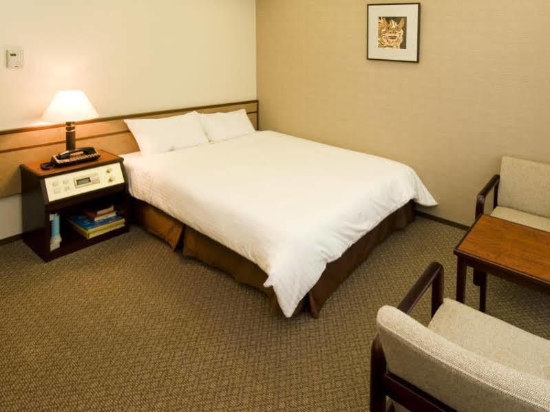 Ryukyu Sun Royal Hotel Naha Extérieur photo